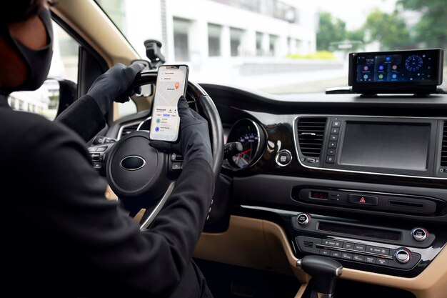 Essential gadgets to enhance your driving experience